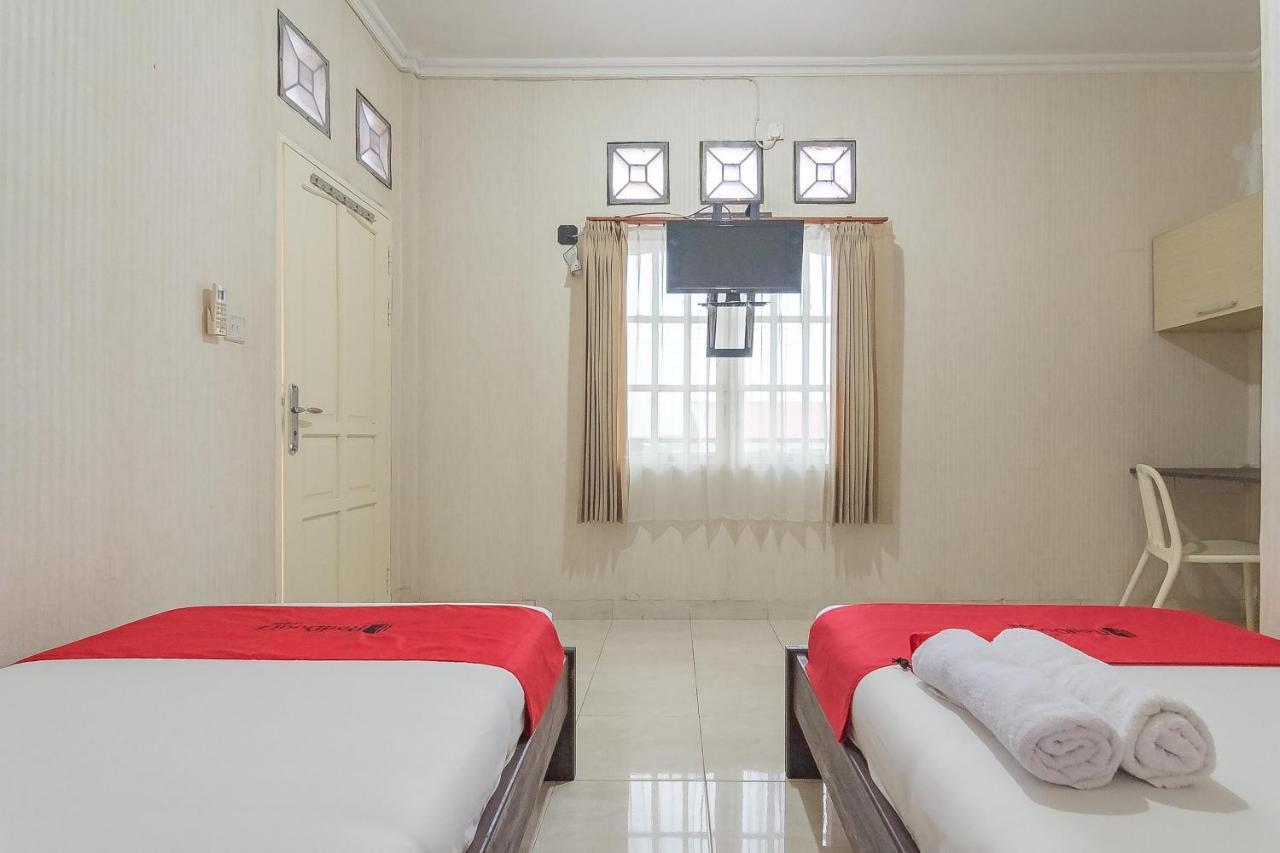 فندق Reddoorz Syariah Near Terminal Batu Ampar 2 باليكبابان المظهر الخارجي الصورة