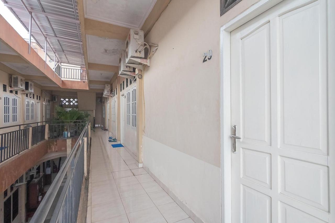 فندق Reddoorz Syariah Near Terminal Batu Ampar 2 باليكبابان المظهر الخارجي الصورة